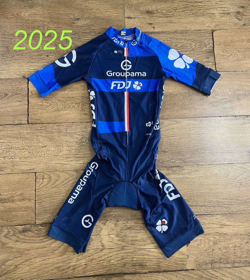LAZER KESİM Skinsuit 2026 2025 - Cycling Gear Logo incelemesi ve fiyatı